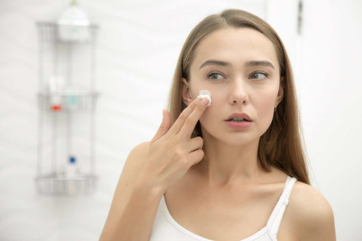 روتین روزانه پوستی با محصولات گیاهی